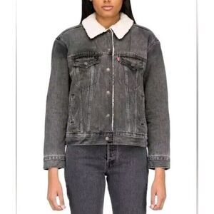 Levi's‎ Ex-Boyfriend Sherpa Trucker Jacket Size X- Small
